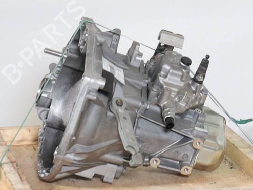 Used Gearbox Gearbox FIAT 500 (312_) 1.2 (312AXA1A) (69 hp) 25813582 25813582