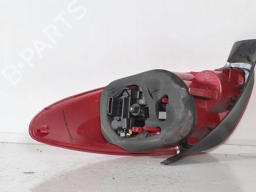 Venstre Baklys PEUGEOT 206 Hatchback (2A/C) 1.1 i (60 hp) 29278261