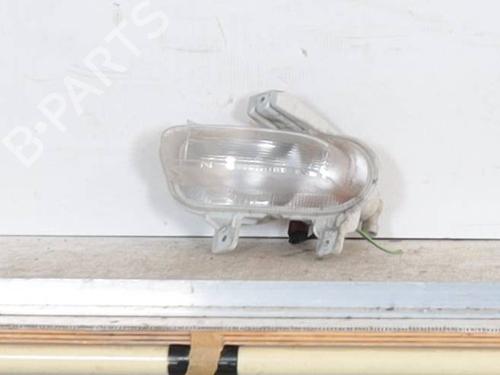 left-daytime-light-jeep-renegade-suv-bu-b1-bv-2014-23441021 main image