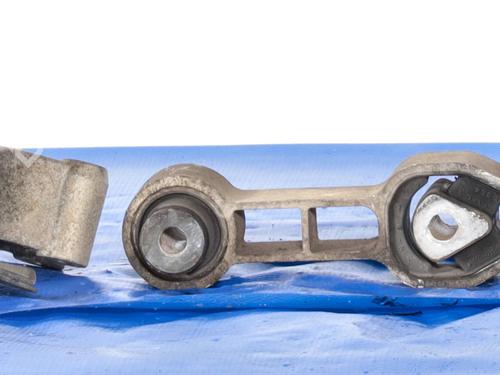 Used Engine mount FIAT PANDA (169_) 1.1 (169.AXA1A) (54 hp) 30178755