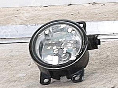 left-front-fog-light-jeep-renegade-suv-bu-b1-bv-2014-27157506 main image