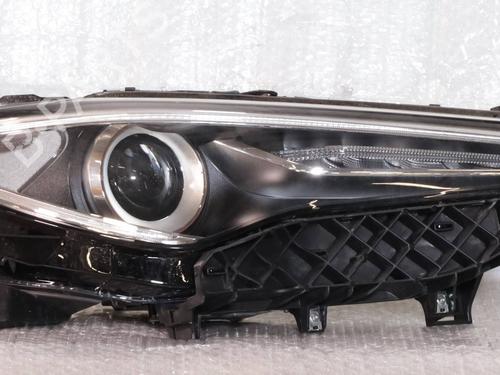right-headlight-alfa-romeo-stelvio-949_-2016-40039840 main image