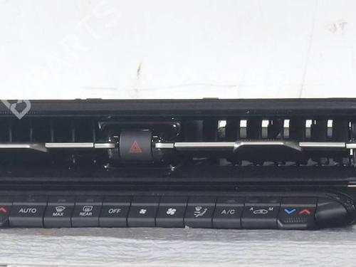 climate-control-alfa-romeo-tonale-965_-2022-33283655 main image