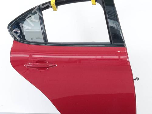 right-rear-door-alfa-romeo-giulia-952_-2015-37231270 main image