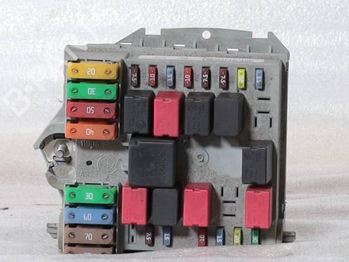Used Fuse box Fuse box 37662447 37662447