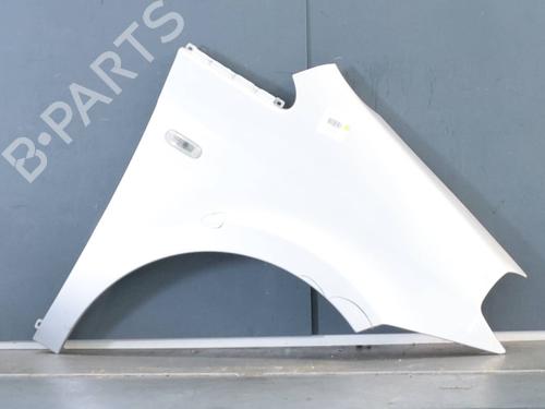 right-front-fenders-lancia-musa-350_-2004-2005-2006-2007-2008-2009-2010-2011-2012-30490436 main image