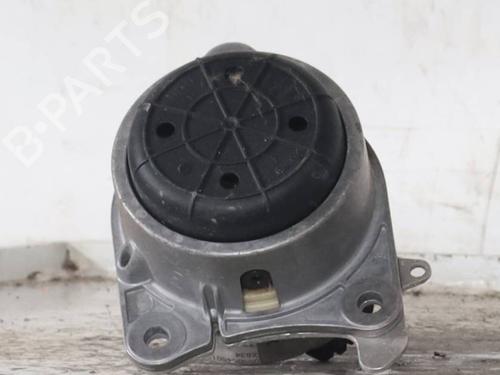 Used Engine mount Engine mount ALFA ROMEO GIULIA (952_) 2.2 D (952AFA25, 952AFM25, 952ALA25) (180 hp) 33269332 33269332