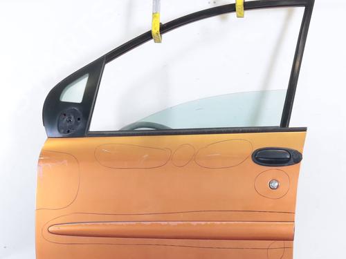 Used Left front door Left front door 36798028 36798028