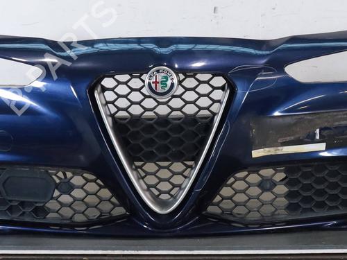 Used Front bumper Front bumper 38684046 38684046