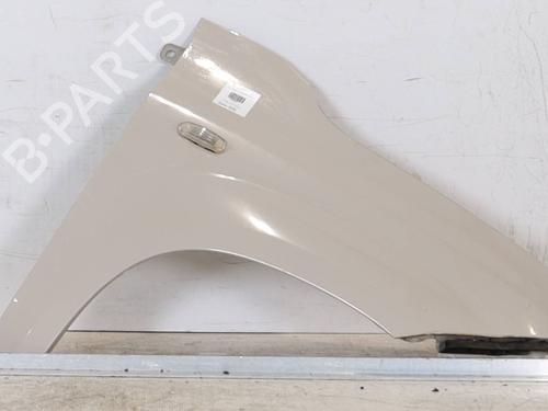 Used Right front fenders Right front fenders 26176129 26176129