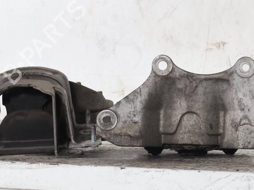 Used Engine mount Engine mount LANCIA YPSILON (843_) 1.3 D Multijet (843.AXF11, 843.AXF1A, 843.AXM11,... (75 hp) 33283696 33283696
