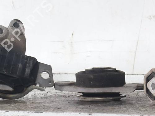Used Engine mount Engine mount FIAT 500 (312_) 1.2 (312AXA1A) (69 hp) 33284447 33284447