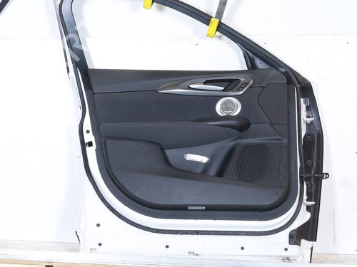 left-front-door-alfa-romeo-tonale-965_-2022-23044394 main image