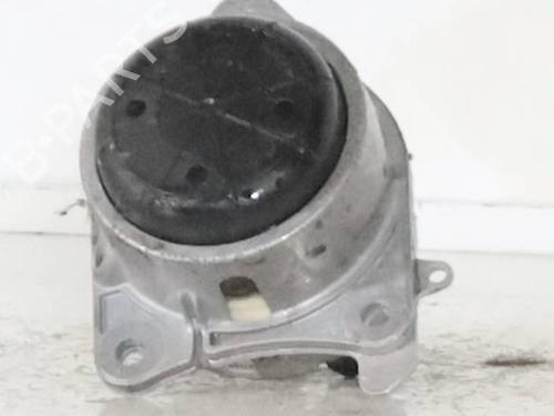 Used Engine mount Engine mount ALFA ROMEO GIULIA (952_) 2.2 D (952AEM250, 952AEA250) (150 hp) 26581479 26581479