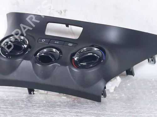 Commande Chauffage Commande Chauffage PEUGEOT 208 I (CA_, CC_) 1.6 HDi / BlueHDi 75 (75 hp) 36070399 36070399