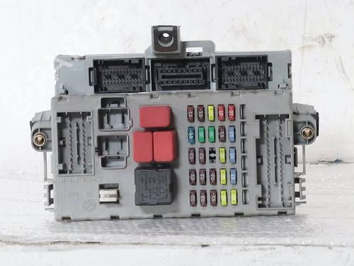 Used Fuse box Fuse box LANCIA MUSA (350_) 1.3 D Multijet (350.AXG11, 350.AXG1A) (90 hp) 36774200 36774200