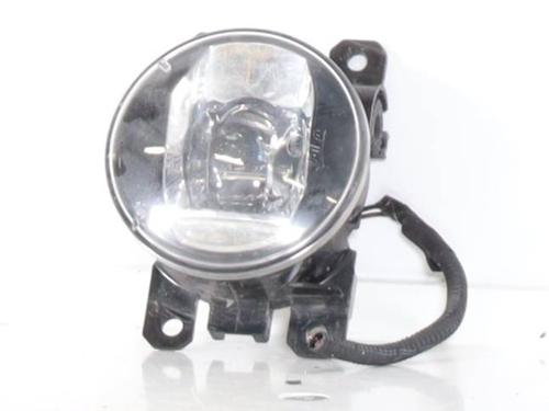 left-front-fog-light-fiat-500x-334_-2014-23441260 main image