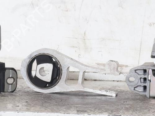 engine-mount-alfa-romeo-tonale-965_-2022-36217974 main image