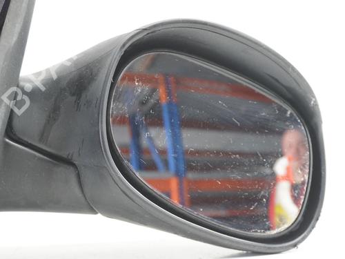 Used Right mirror Right mirror 18171640 18171640