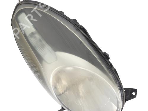 Used Right headlight Right headlight NISSAN MICRA III (K12) 1.2 16V (65 hp) 32305116 32305116
