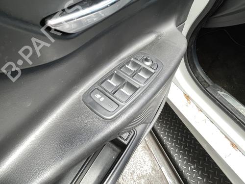 Used Left front window switch JAGUAR XE (X760) 2.0 D AWD (180 hp) 28089861