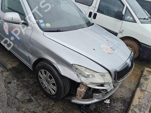 Left headlight SKODA OCTAVIA II Combi (1Z5) 1.9 TDI | BP32440575C28 - Image 7
