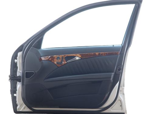 Used Right front door Right front door MERCEDES-BENZ E-CLASS (W211) E 320 CDI (211.026) (204 hp) 40266803 40266803