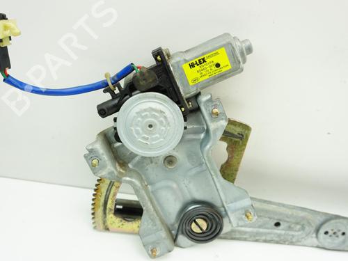 Fensterheber rechts vorne für KIA SORENTO I (JC) 2.5 CRDi 4WD (140 hp) 18173329