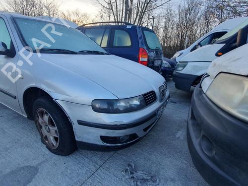 Right taillight SEAT LEON (1M1) 1.6 16 V | BP19731702C35 