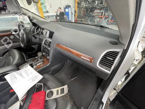 Used Dashboard Dashboard AUDI Q7 (4LB) 3.0 TDI quattro (240 hp) 32266025 32266025
