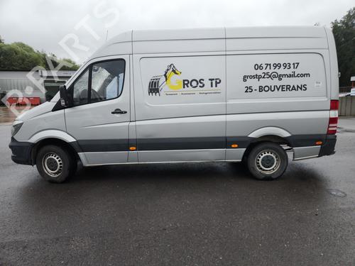 Used Left front door Left front door MERCEDES-BENZ SPRINTER 3-t Van (B906) 214 CDI (906.611, 906.613) (143 hp) 36393973 36393973
