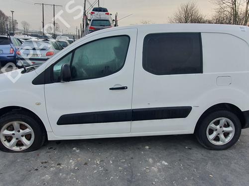 Left headlight PEUGEOT PARTNER Box Body/MPV 1.6 HDi | BP30124664C28 - Image 15