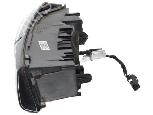 Used Left tailgate light Left tailgate light PEUGEOT 308 SW III (FC_, FJ_, FR_, F4_, FN_) BlueHDi 130 (FCYHZL, FCYHZT) (131 hp) 24109622 24109622