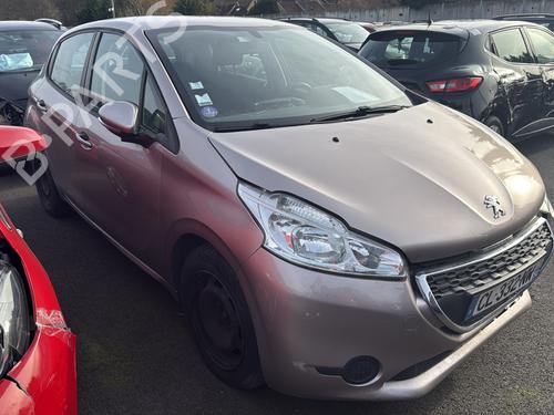 Right headlight PEUGEOT 208 I (CA_, CC_) 1.2 VTI 82 | BP28611827C29 