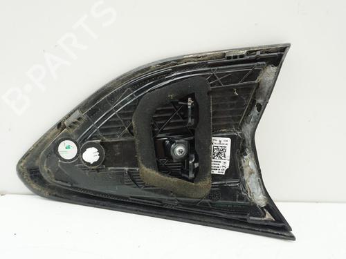 Højre baklys, luke OPEL CORSA F (P2JO) 1.2 (68) (75 hp) 18187781