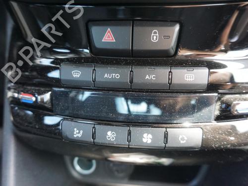Third brake light PEUGEOT 208 I (CA_, CC_) 1.2 VTI 82 | BP18184459L11 