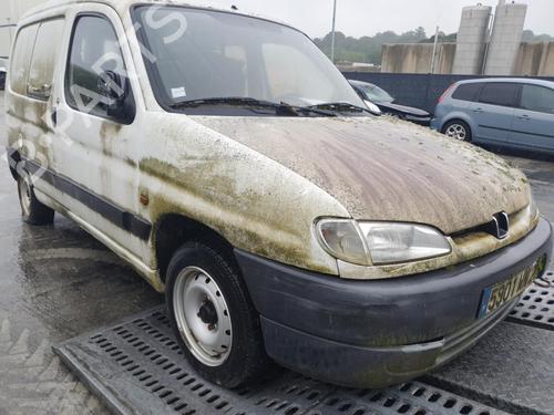 Front right lock PEUGEOT PARTNER Box Body/MPV (5_, G_) 1.8 D | BP18187079C97