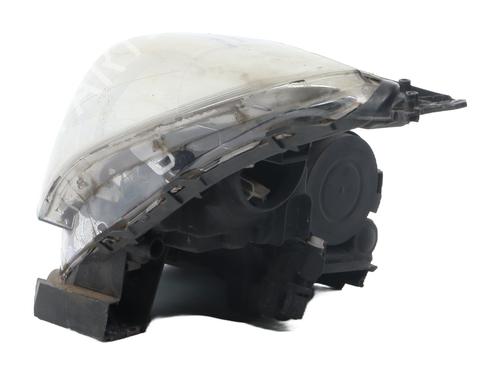 Left headlight PEUGEOT 5008 (0U_, 0E_) 2.0 HDi 150 / BlueHDi 150 | BP20180676C28 