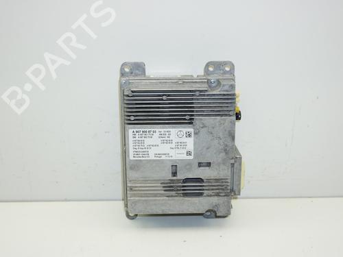 Used Radio MERCEDES-BENZ SPRINTER 3,5-t Van (B907, B910) 316 CDI RWD (907.631, 907.633, 907.635, 907.637) (163 hp) 18179737