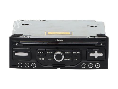 Used Radio PEUGEOT 5008 (0U_, 0E_) 1.6 HDi (110 hp) 26011548