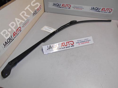 Used Front windshield wiper arm CITROËN XSARA PICASSO (N68) 1.6 HDi (109 hp) 18174508