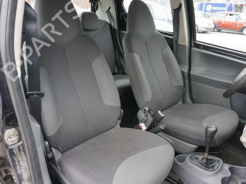 Right taillight PEUGEOT 107 (PM_, PN_) 1.4 HDi | BP18173185C35