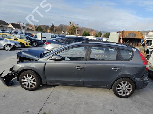 Switch HYUNDAI i30 Estate (FD) 1.6 CRDi | BP31286587I30 - Image 4
