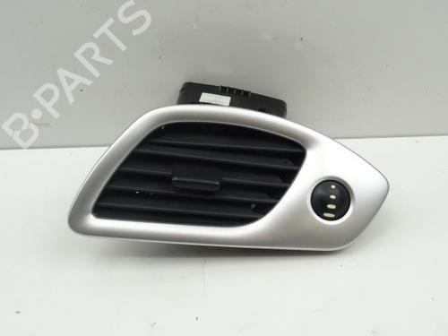Used Air vent RENAULT SCÉNIC III (JZ0/1_) 1.9 dCi (JZ0J, JZ1J, JZ1K, JZ1S) (131 hp) 18173570