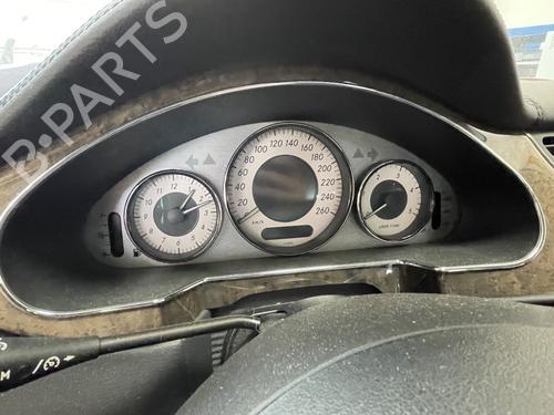 Used Instrument cluster MERCEDES-BENZ CLS (C219) CLS 320 CDI (219.322) (224 hp) 26239605