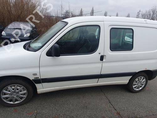 Front left door window PEUGEOT PARTNER Box Body/MPV (5_, G_) 2.0 HDi | BP23763435C18 