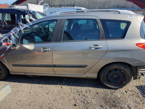 Right taillight PEUGEOT 308 SW I (4E_, 4H_) 1.6 HDi | BP29545897C35 