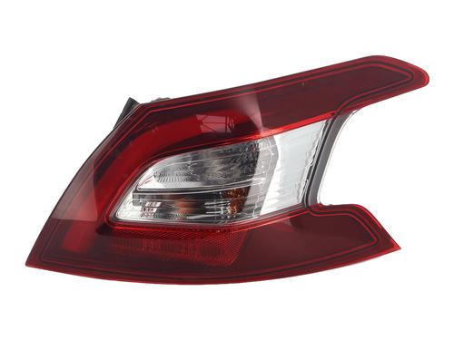 Used Right taillight Right taillight PEUGEOT 308 II (LB_, LP_, LW_, LH_, L3_) 1.6 GT 205 (205 hp) 28304275 28304275