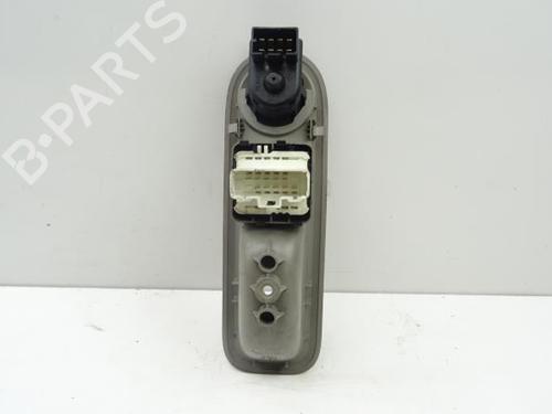 Used Left front window switch RENAULT TWINGO II (CN0_) 1.5 dCi (CN0E) (64 hp) 18173642