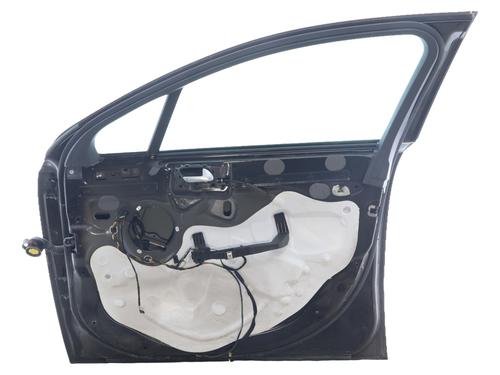 Used Right front door Right front door 38423944 38423944